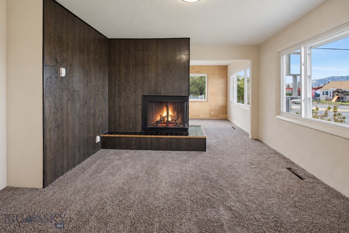 2238 Massachusetts Avenue Property Photo 3