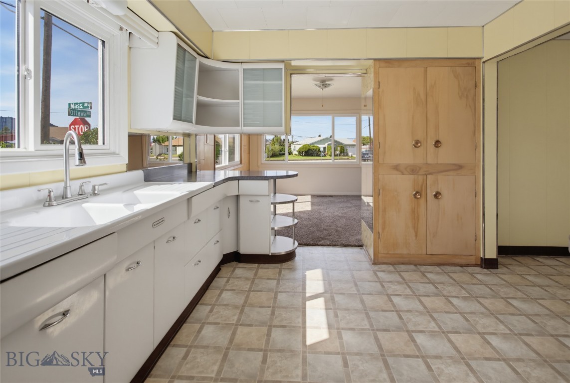 2238 Massachusetts Avenue Property Photo 11