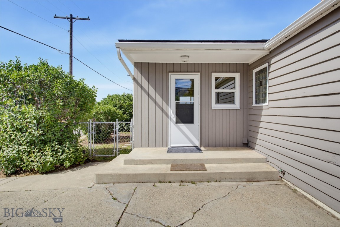 2238 Massachusetts Avenue Property Photo 32