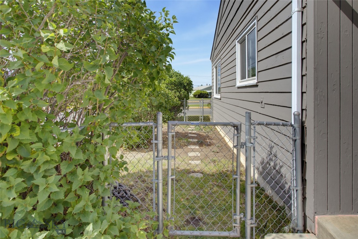 2238 Massachusetts Avenue Property Photo 34
