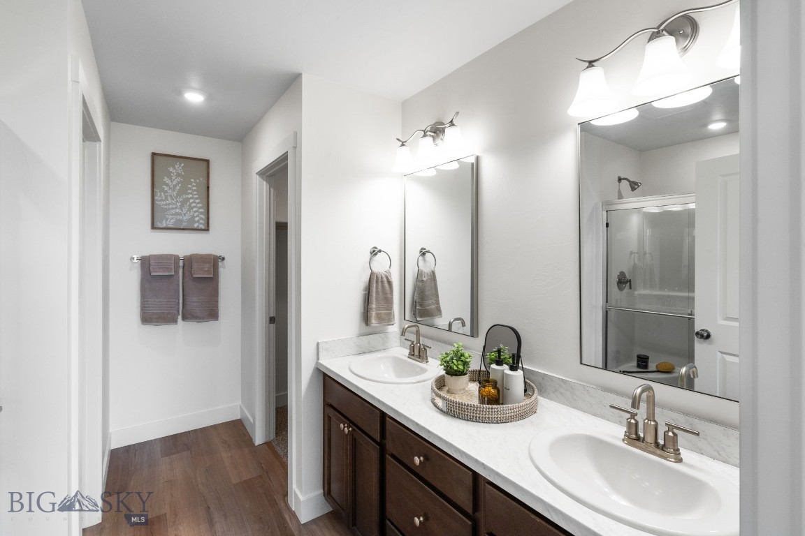 702 Thrice Loop Property Photo 10