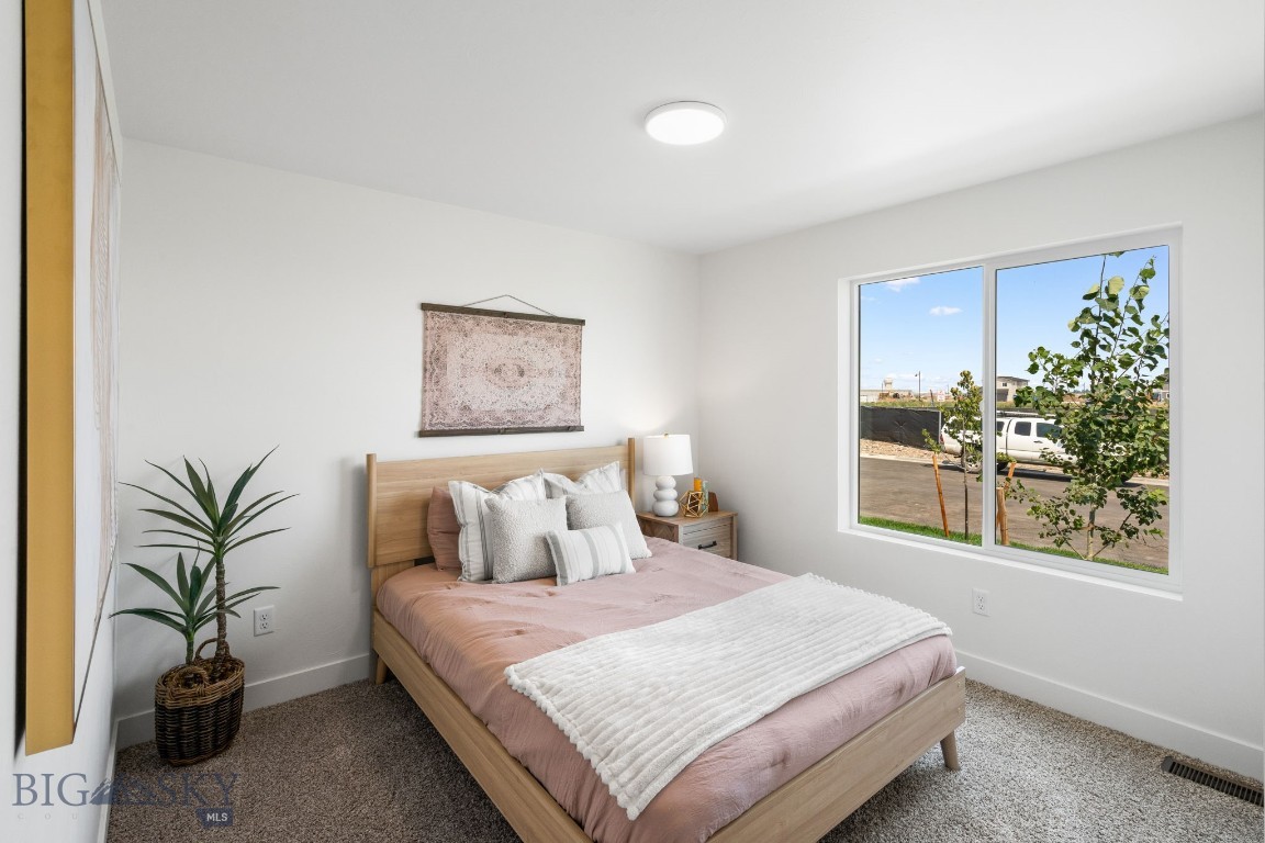 702 Thrice Loop Property Photo 11
