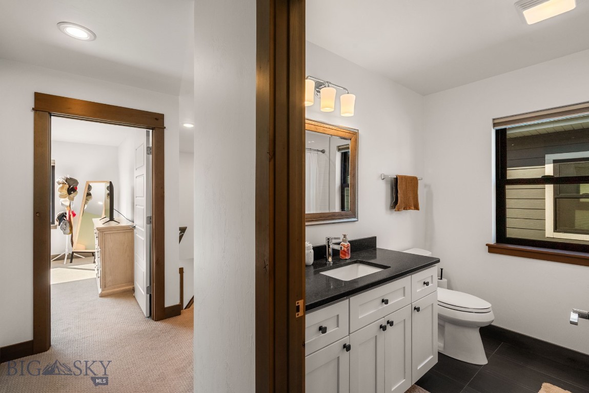 1060 Cassandra A Property Photo 17