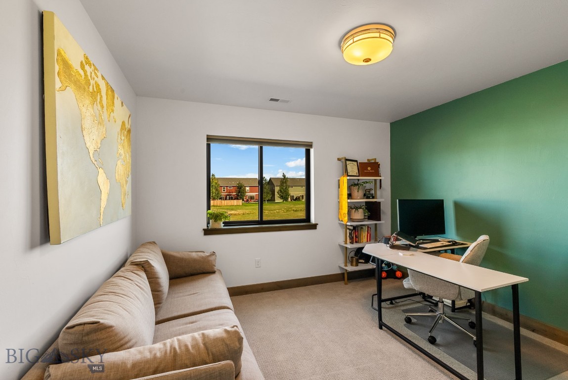 1060 Cassandra A Property Photo 18