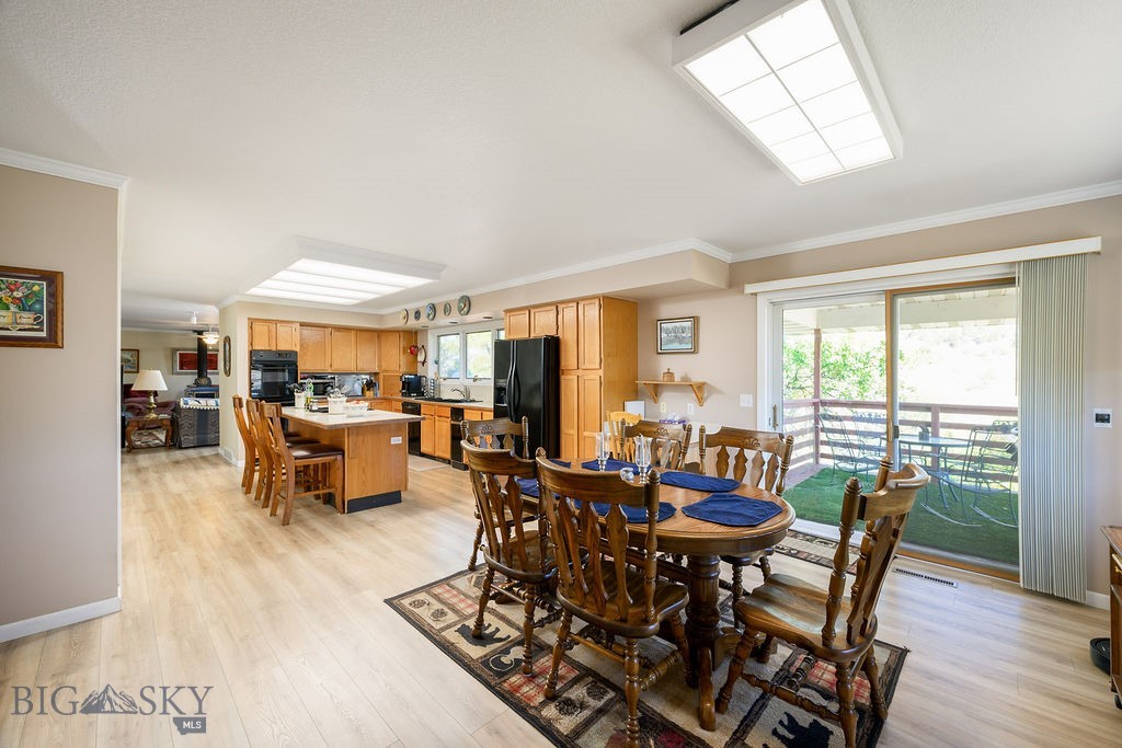 2911 Tartan Road Property Photo 4