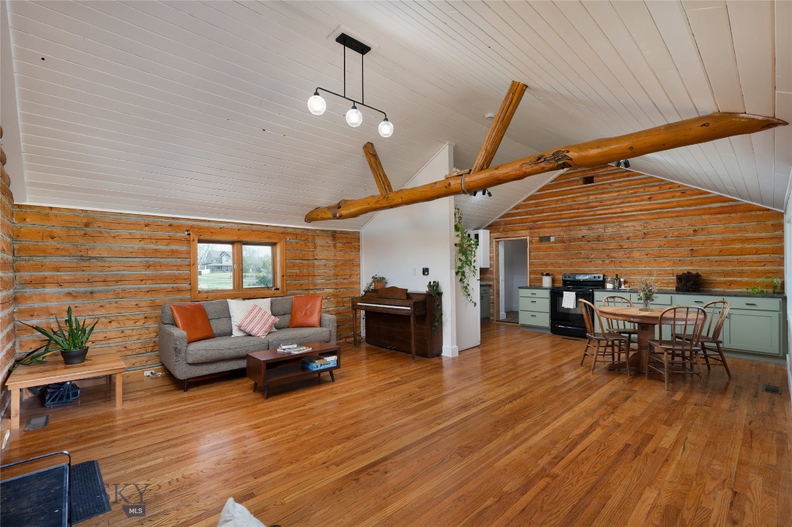 157 Skipper Street Property Photo 5