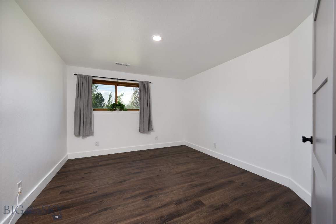157 Skipper Street Property Photo 21