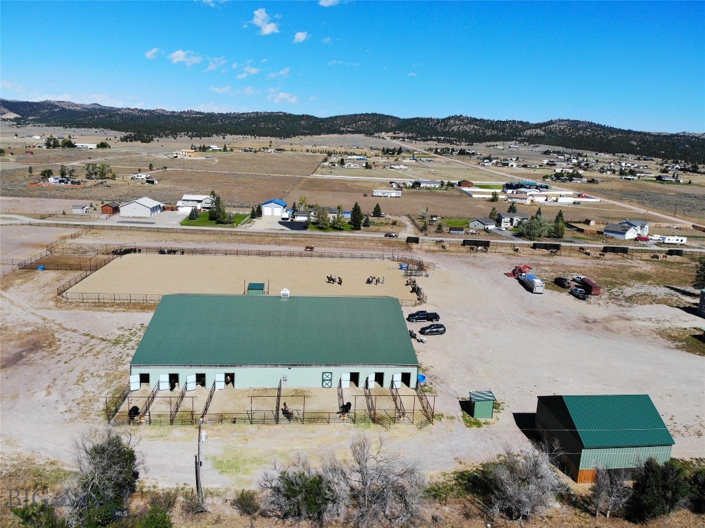 8410 Applegate Road Property Photo 12