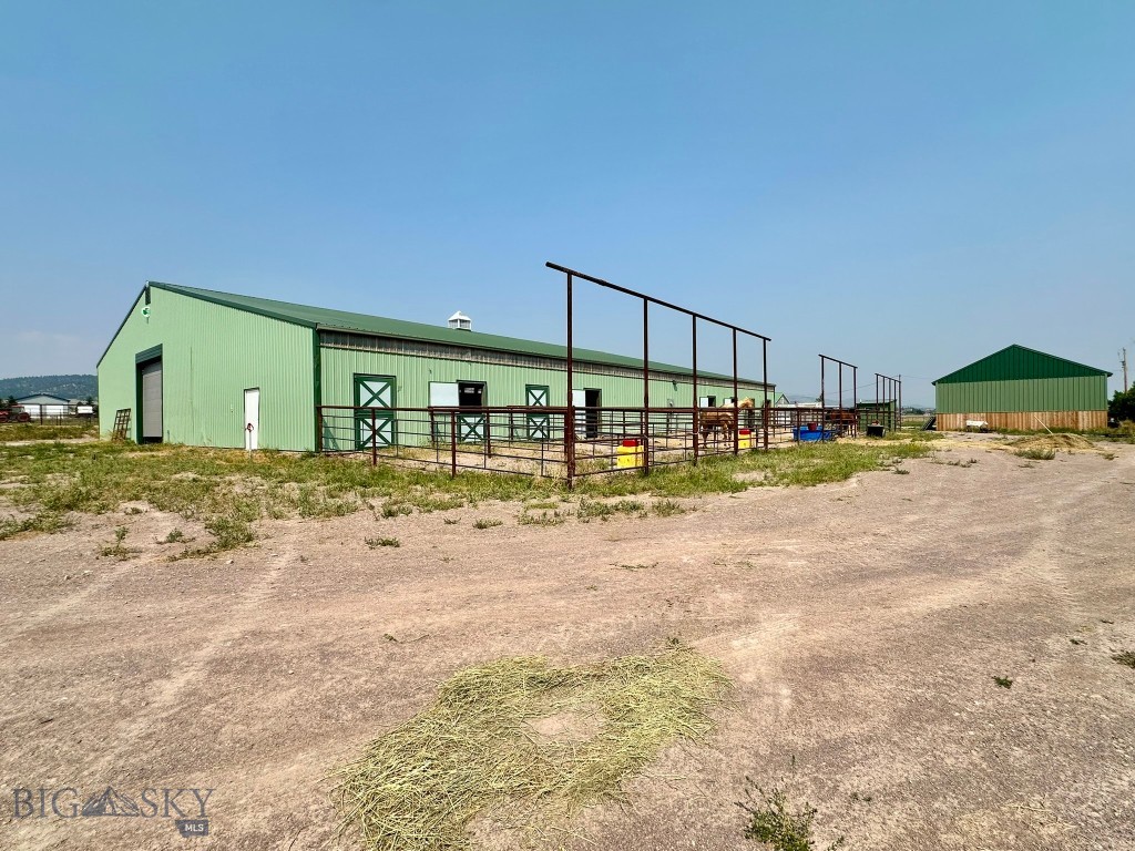 8410 Applegate Road Property Photo 13