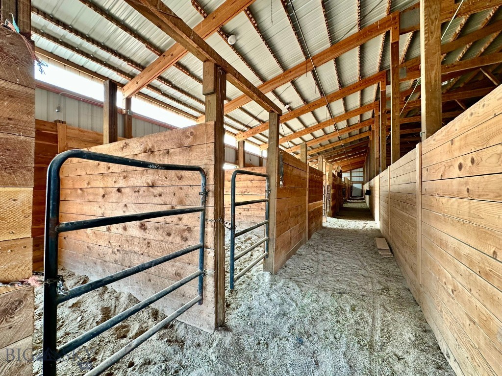 8410 Applegate Road Property Photo 17