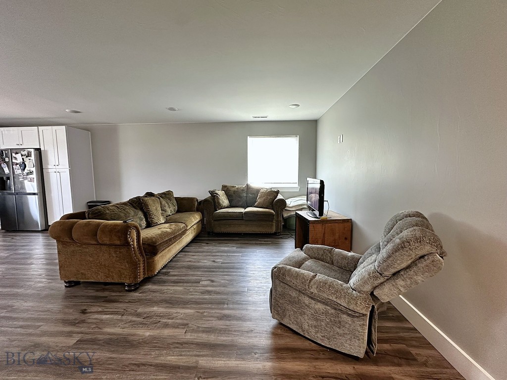 8410 Applegate Road Property Photo 31