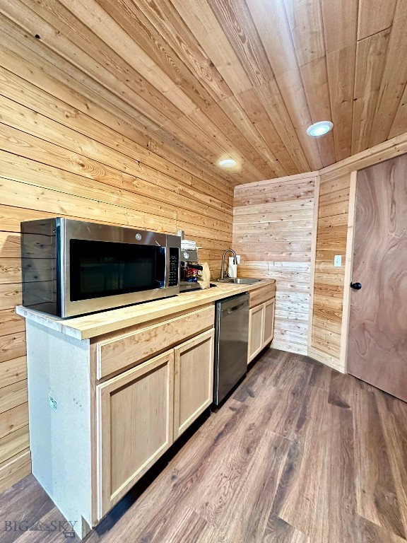 8410 Applegate Road Property Photo 43