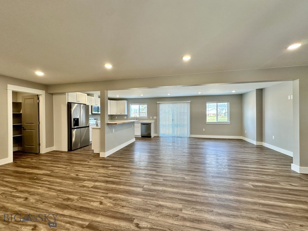 8410 Applegate Road Property Photo 50