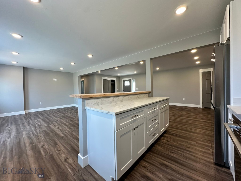 8410 Applegate Road Property Photo 53