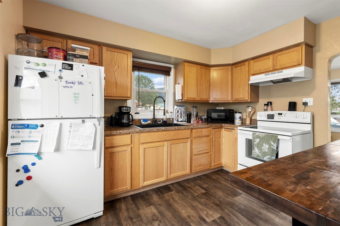 2419 Ottawa Property Photo 12