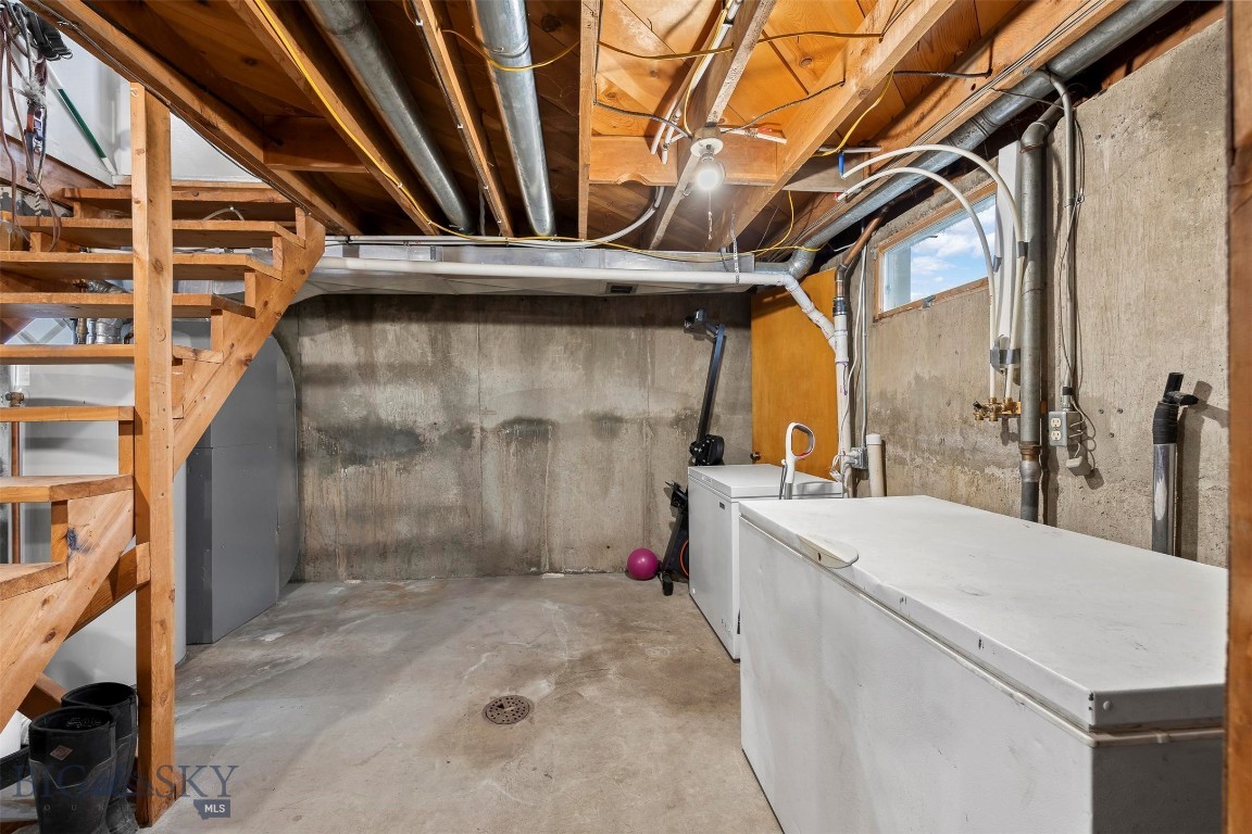 2419 Ottawa Property Photo 14