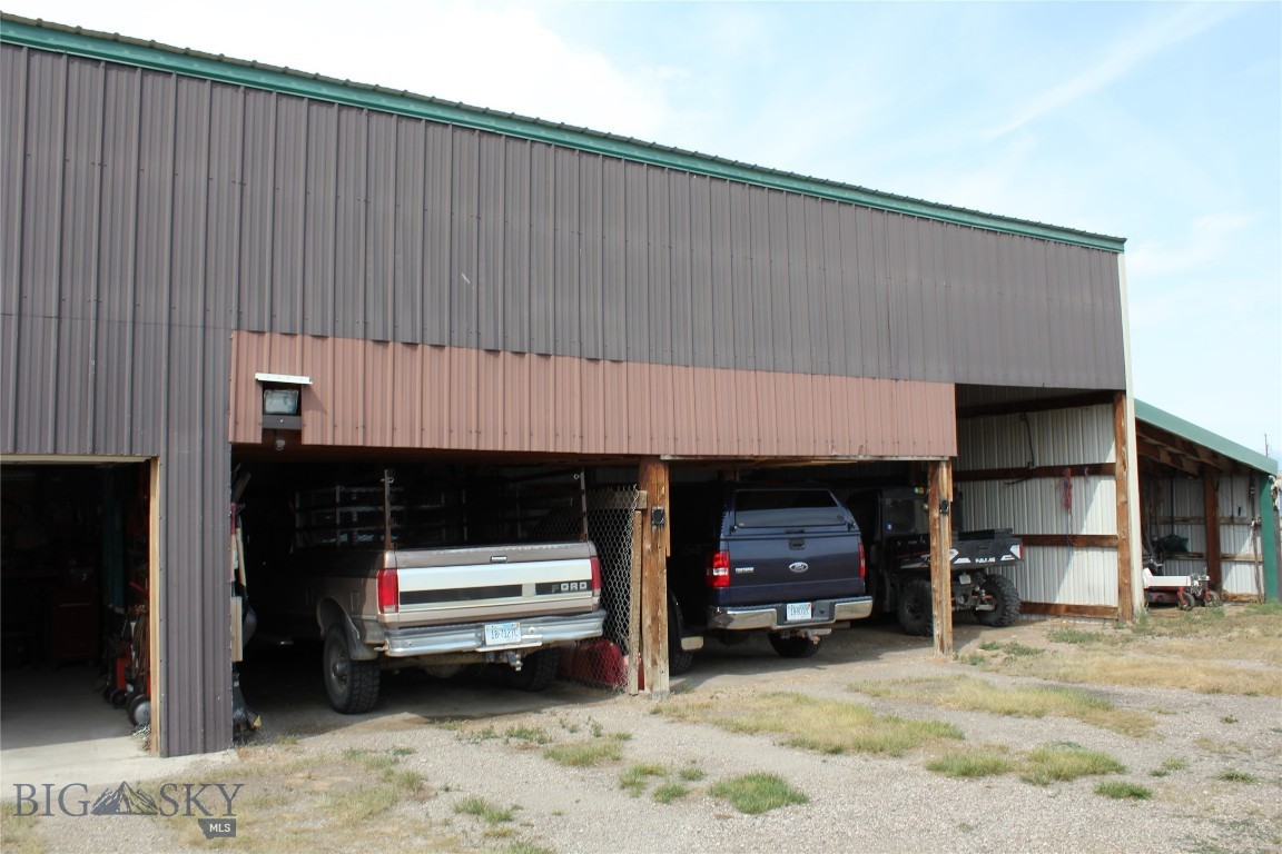 485 N Main Property Photo 26