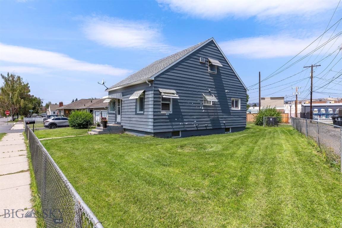 414762 Property Photo 2