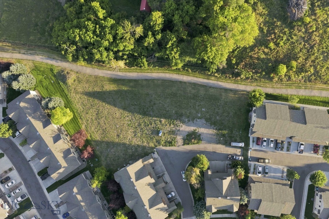 2916 Warbler Way Property Photo 1