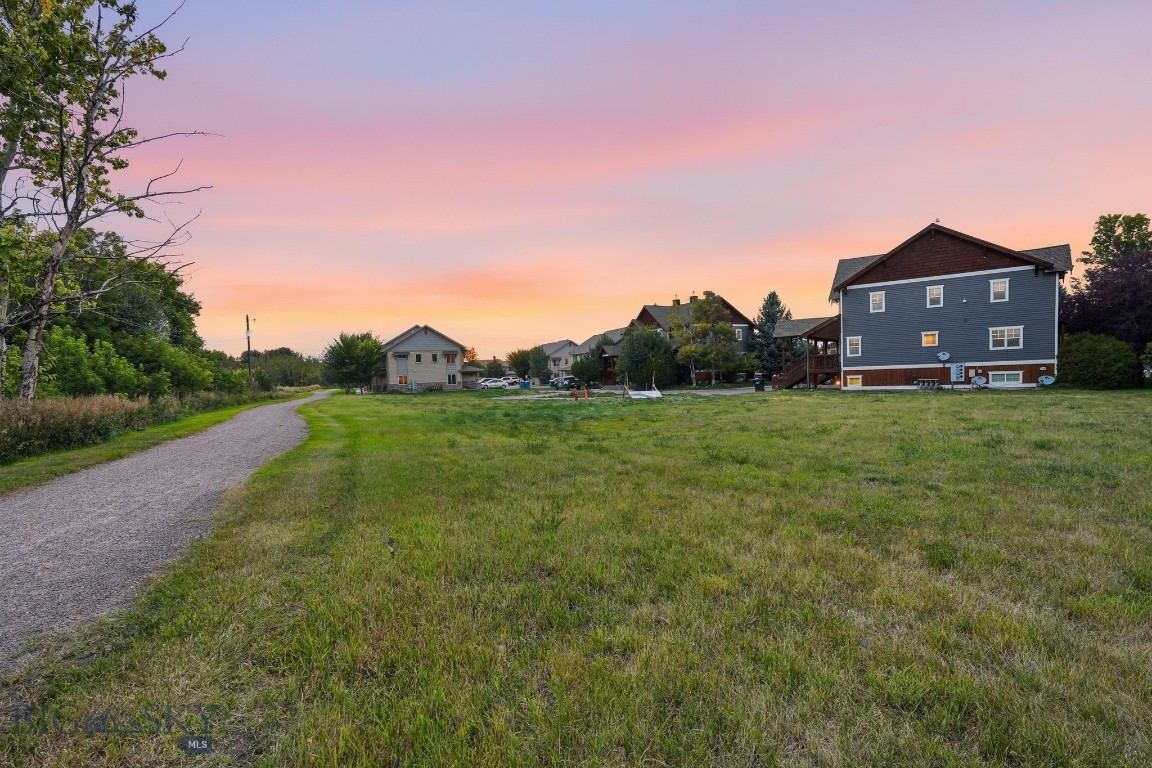 2916 Warbler Way Property Photo 37