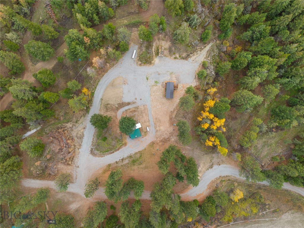 8596 Mt Highway 200 Property Photo 2