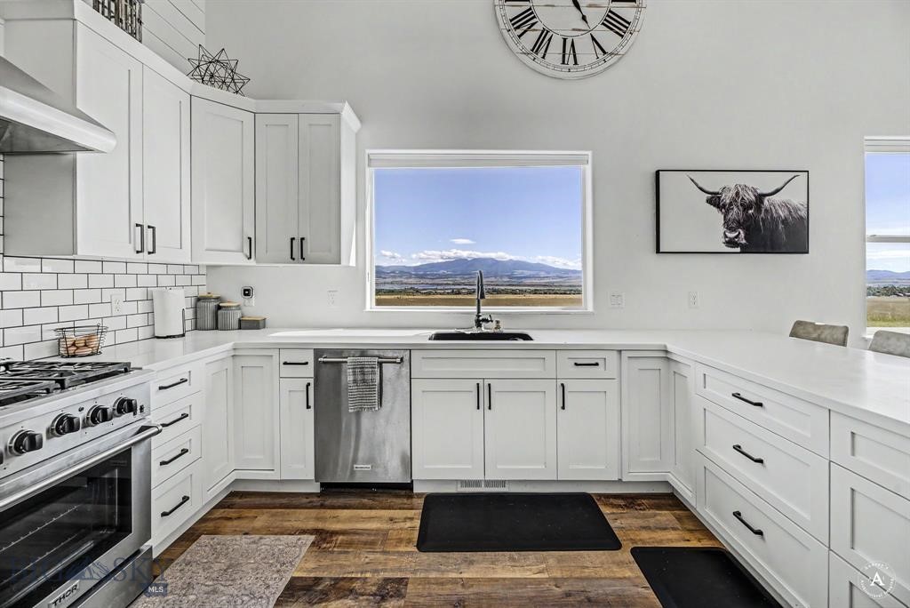 414785 Property Photo 1