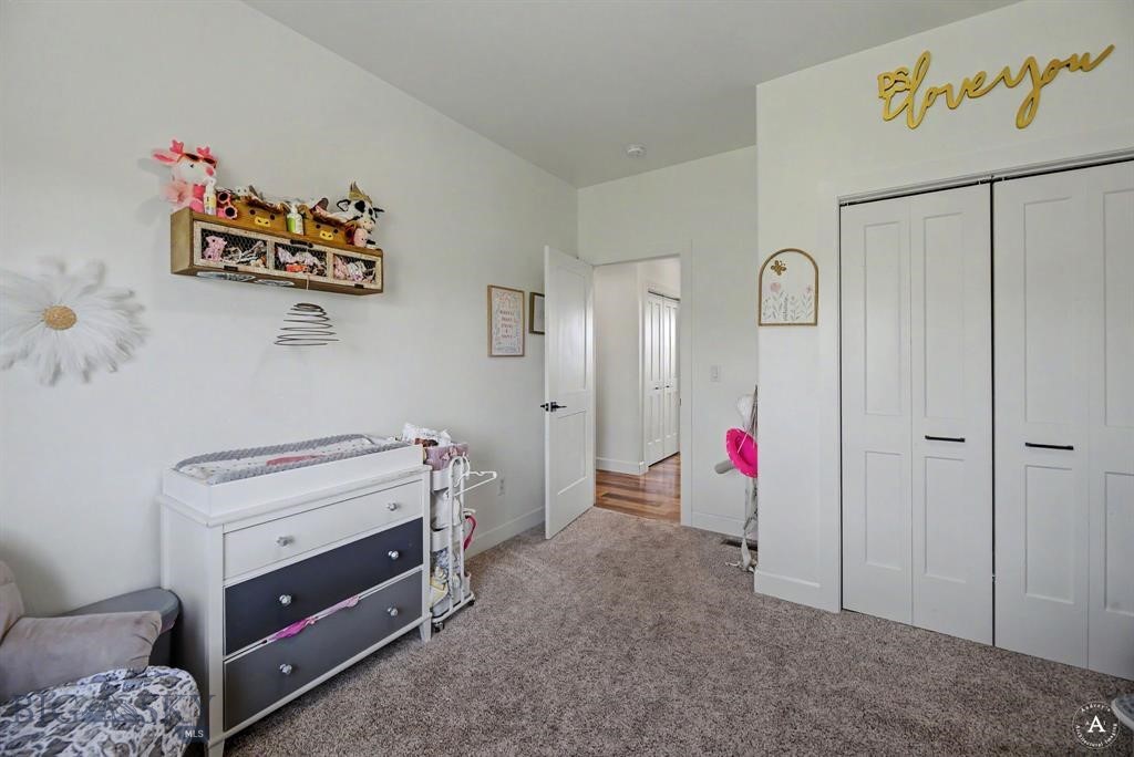 414785 Property Photo 34