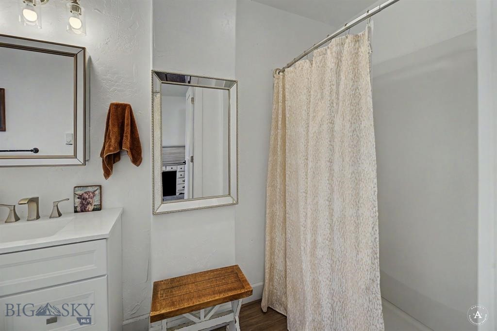 414785 Property Photo 43