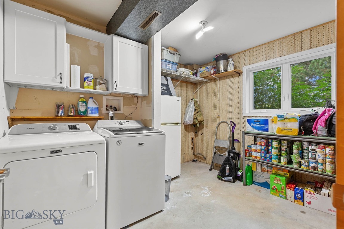 1517 Bluebird Property Photo 32