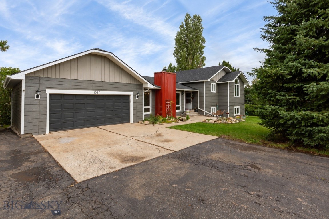 1517 Bluebird Property Photo 49