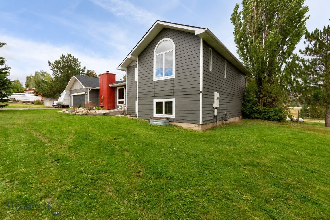 1517 Bluebird Property Photo 51