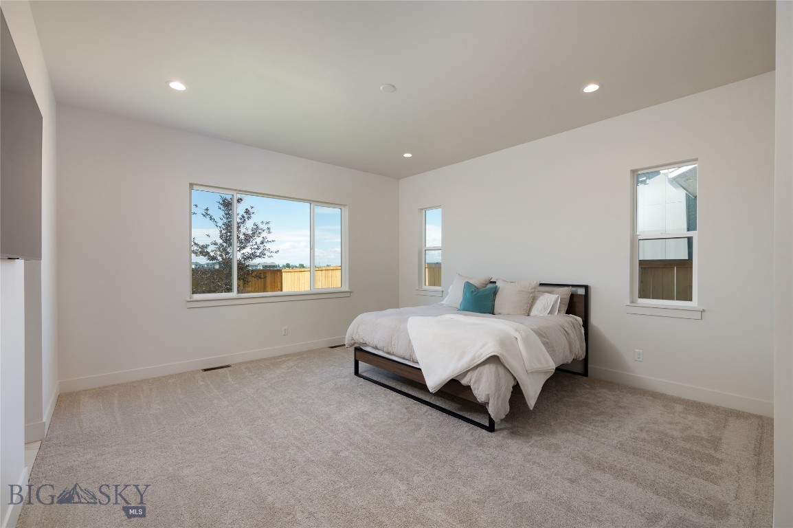 903 Halfpipe Street Property Photo 10