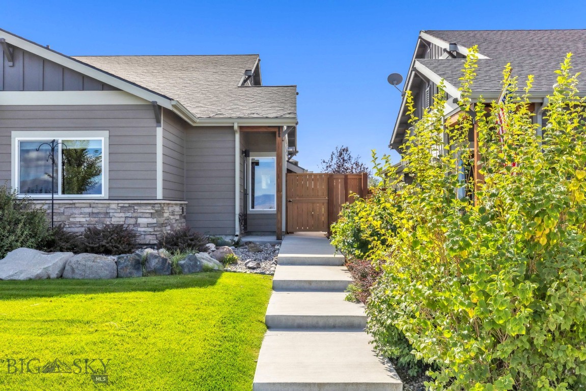 5079 Dragon Fly Street Property Photo 1