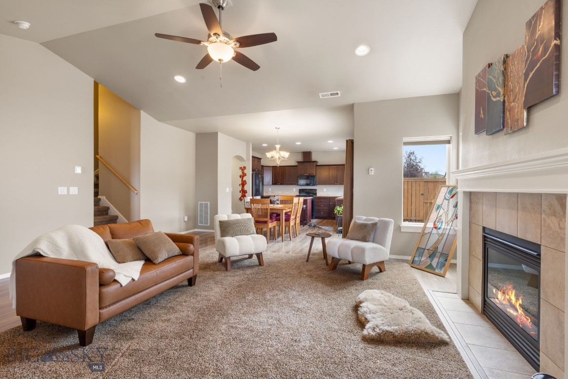 5079 Dragon Fly Street Property Photo 5