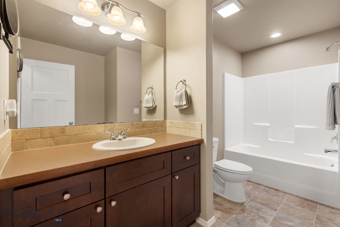 5079 Dragon Fly Street Property Photo 19