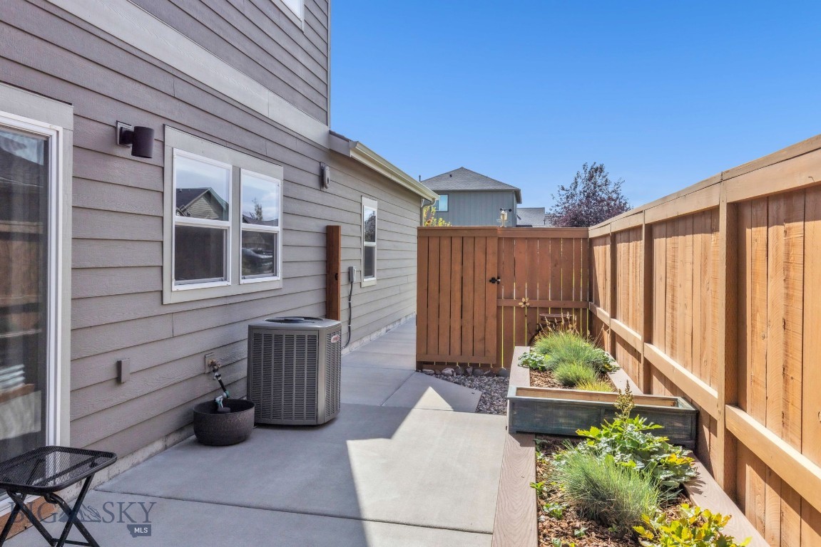 5079 Dragon Fly Street Property Photo 20