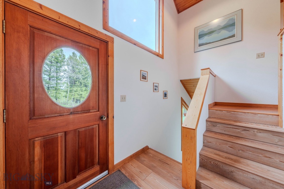 5611 2 Lazy 2 Road Property Photo 10