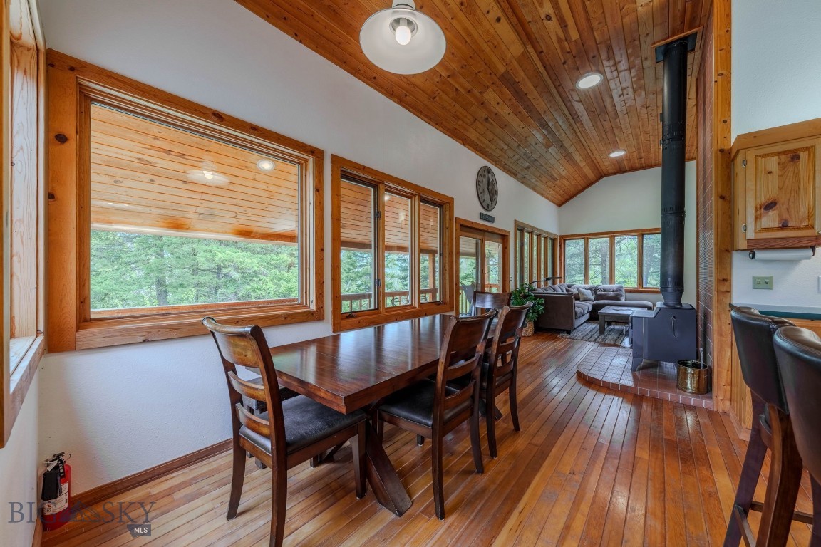 5611 2 Lazy 2 Road Property Photo 20