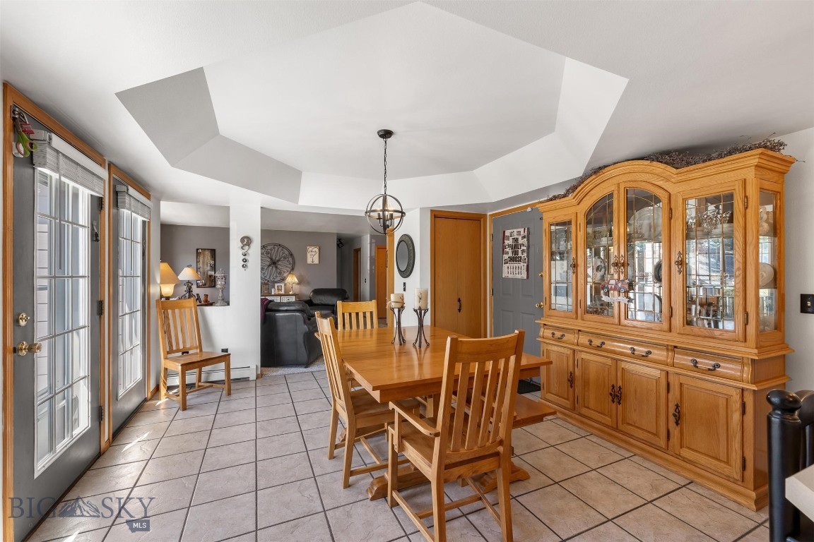 4235 Springfield Property Photo 12