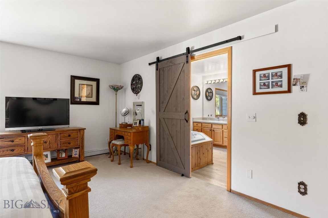 4235 Springfield Property Photo 15