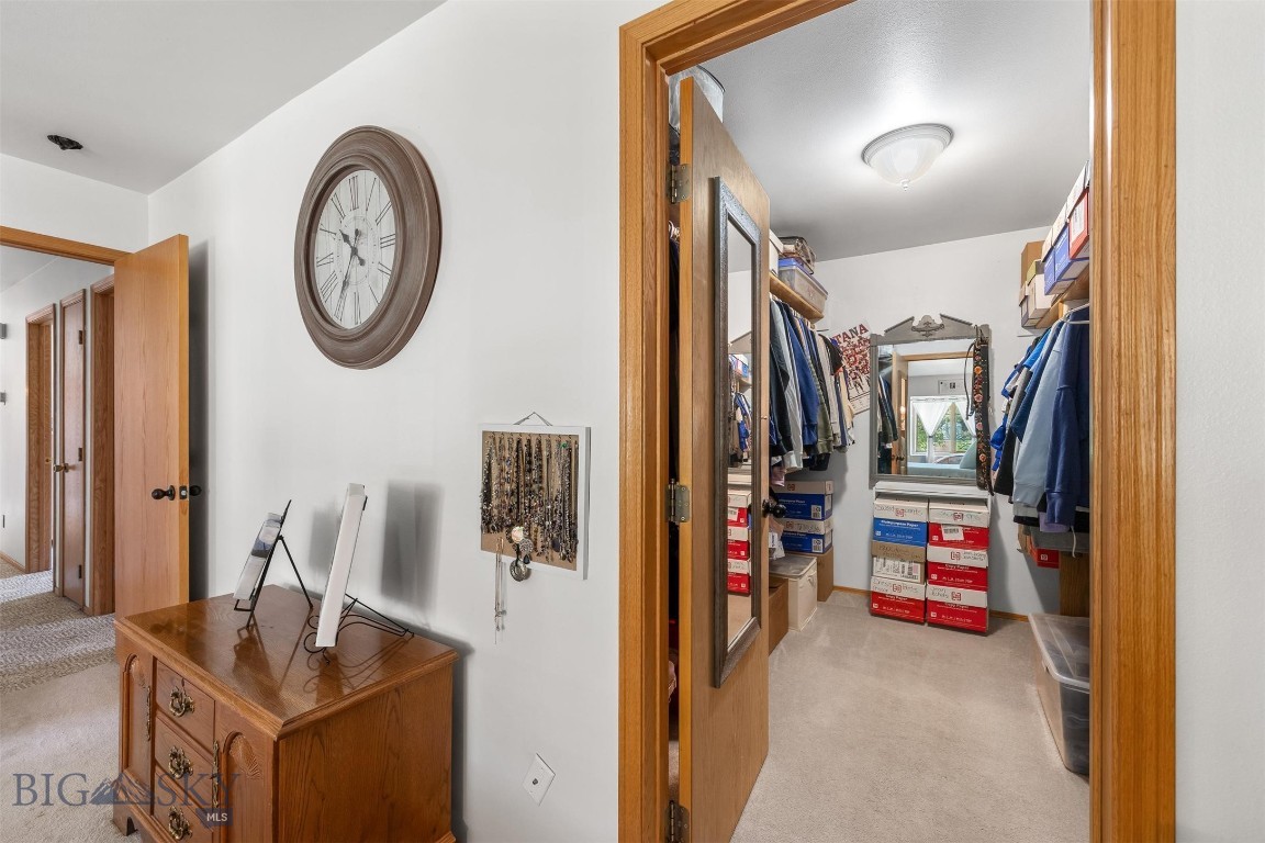 4235 Springfield Property Photo 17