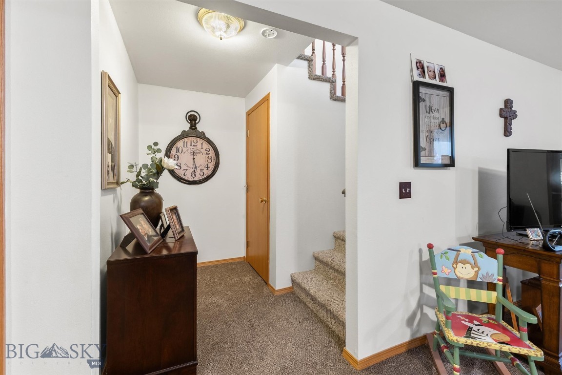 4235 Springfield Property Photo 23