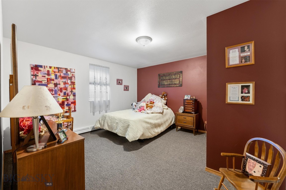 4235 Springfield Property Photo 24