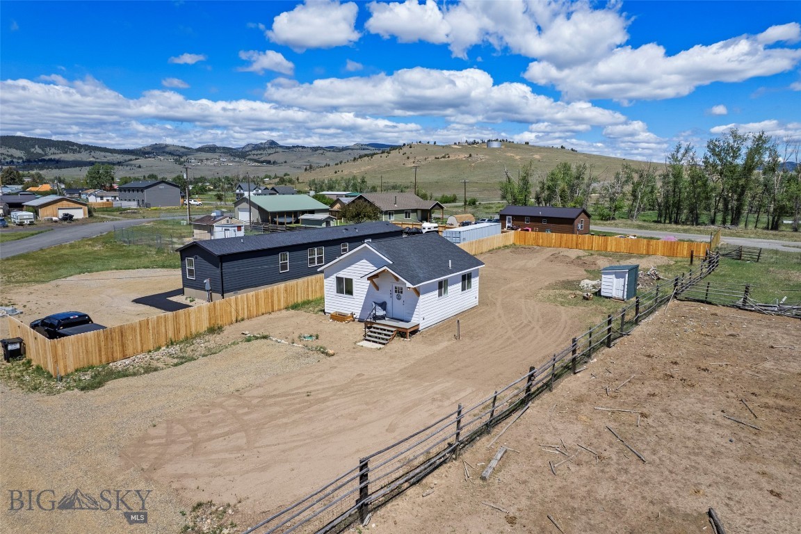603 Aiden Way Property Photo 14