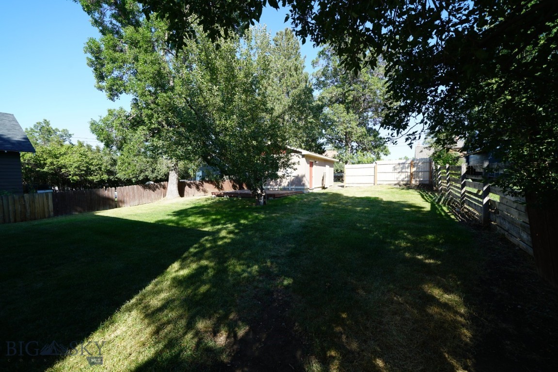608 S 10th Property Photo 41