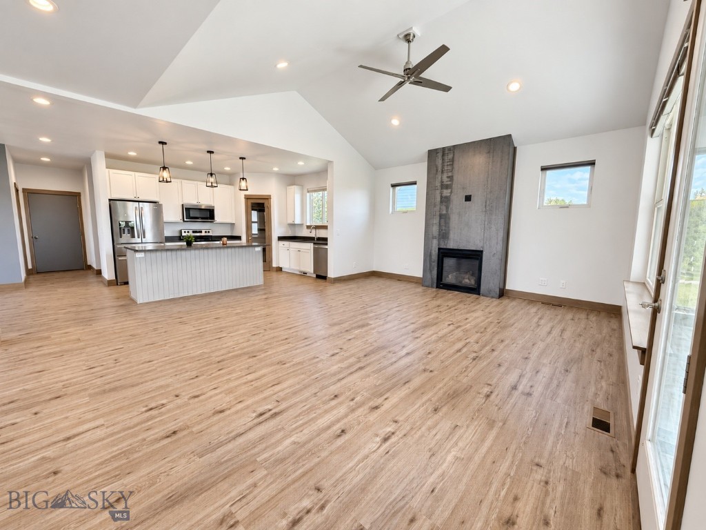 382 Talon Way Property Photo 11