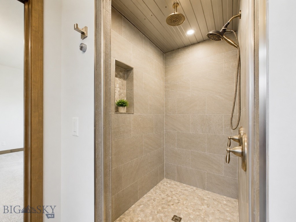 382 Talon Way Property Photo 22
