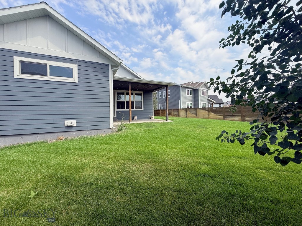 382 Talon Way Property Photo 36