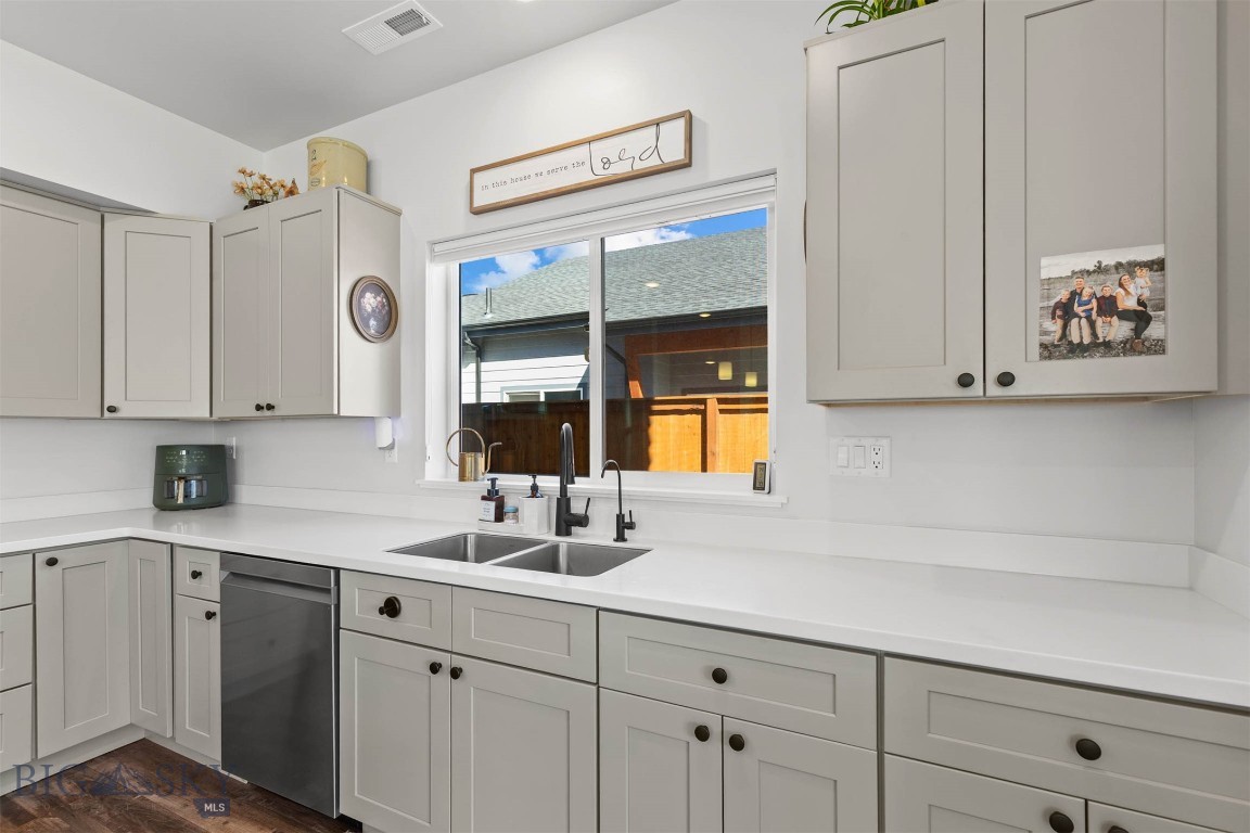 20 Westgate Avenue Property Photo 11