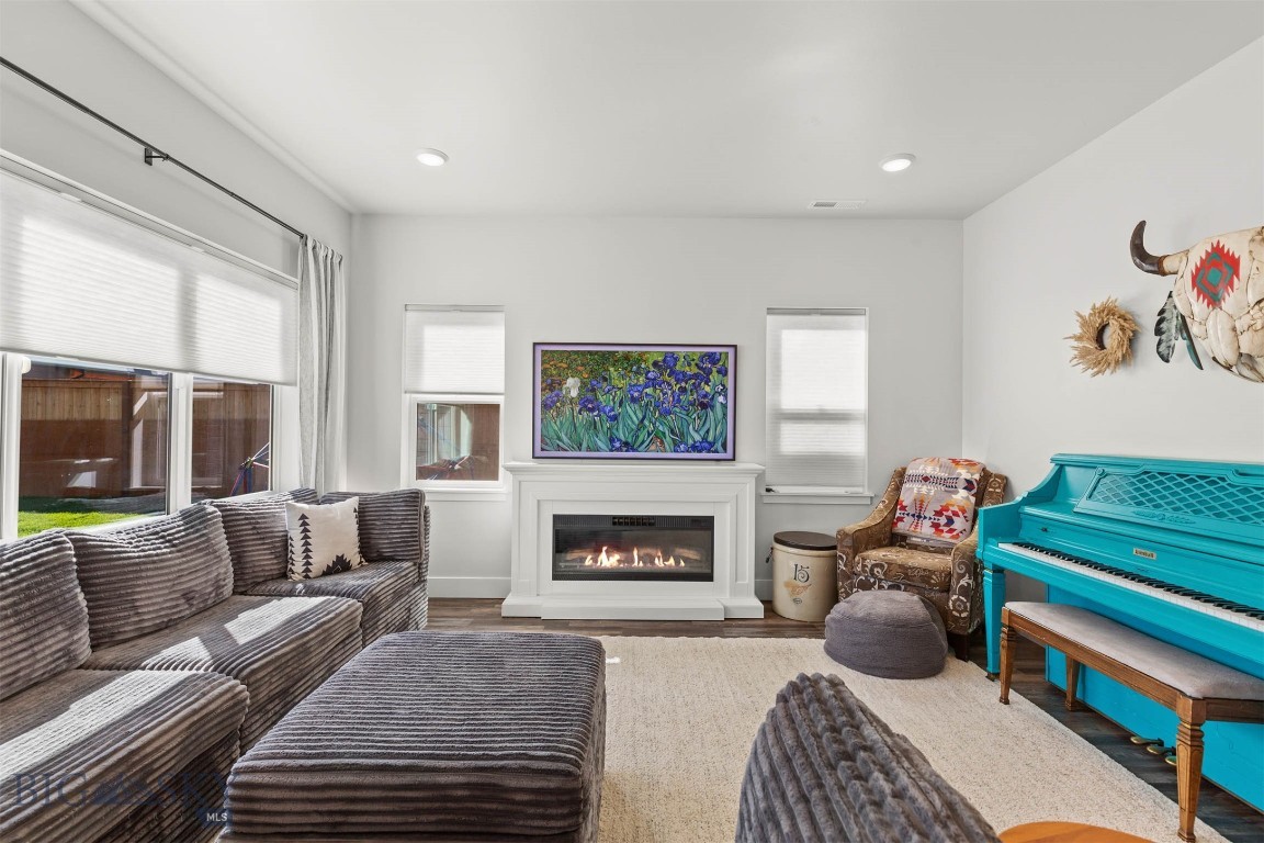 20 Westgate Avenue Property Photo 17